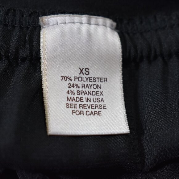 Arden B Pants faux zip pockets Size XS Gently Used Condition no holes or stains - Picture 4 of 5